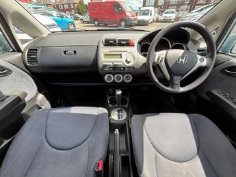 Honda Jazz 1.4 i-DSI SE CVT-7 5dr