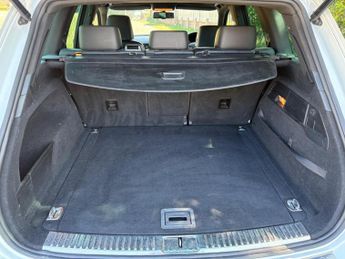 Volkswagen Touareg 3.0 TDI V6 BlueMotion Tech R-Line Tiptronic 4WD Euro 5 (s/s) 5dr