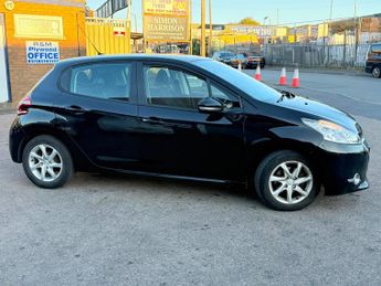 Peugeot 208 1.2 VTi PureTech Active Euro 5 5dr