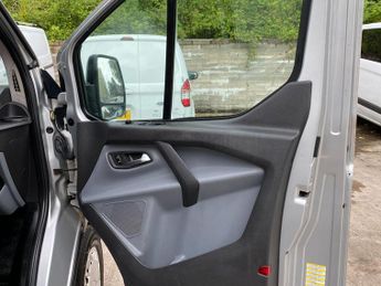 Ford Transit Custom 2.2 TDCi 270 Trend Panel Van 5dr Diesel Manual L1 H1 (186 g/km, 
