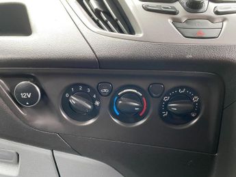 Ford Transit Custom 2.2 TDCi 270 Trend Panel Van 5dr Diesel Manual L1 H1 (186 g/km, 