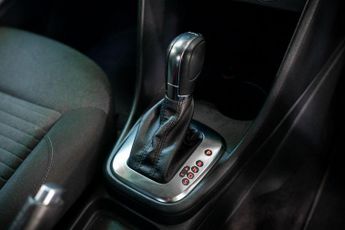 Volkswagen Polo 1.2 TSI BlueMotion Tech SE Design DSG