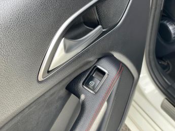 Mercedes-Benz CLA 2.1 CLA220d AMG Sport Coupe 7G-DCT Euro 6 (s/s) 4dr