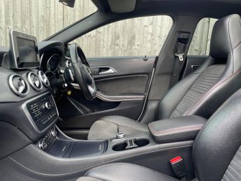 Mercedes-Benz CLA 2.1 CLA220d AMG Sport Coupe 7G-DCT Euro 6 (s/s) 4dr