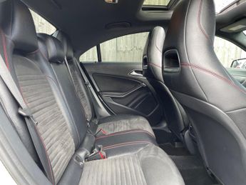 Mercedes-Benz CLA 2.1 CLA220d AMG Sport Coupe 7G-DCT Euro 6 (s/s) 4dr