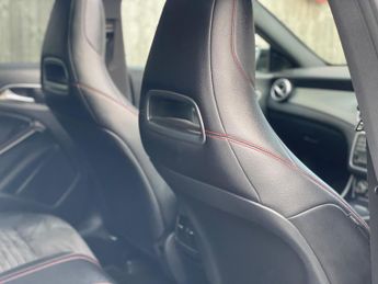 Mercedes-Benz CLA 2.1 CLA220d AMG Sport Coupe 7G-DCT Euro 6 (s/s) 4dr