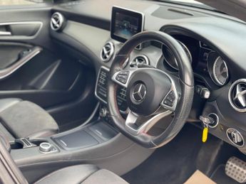 Mercedes-Benz CLA 2.1 CLA220d AMG Sport Coupe 7G-DCT Euro 6 (s/s) 4dr