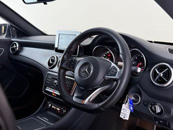 Mercedes-Benz CLA 2.1 CLA220d AMG Line Coupe 7G-DCT Euro 6 (s/s) 4dr