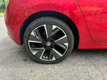 Vauxhall Corsa Electric 50kWh Elite Nav Premium Auto 5dr (7.4Kw Charger)