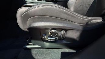 Jaguar F-PACE 2.0 D200 MHEV R-Dynamic HSE Auto AWD Euro 6 (s/s) 5dr