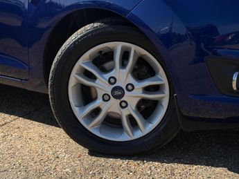 Ford Fiesta 1.0T EcoBoost Zetec Euro 6 (s/s) 5dr