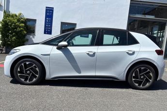 Volkswagen ID.3 150kW Life Pro Performance 58kWh 5dr Auto ** 18' Alloys **