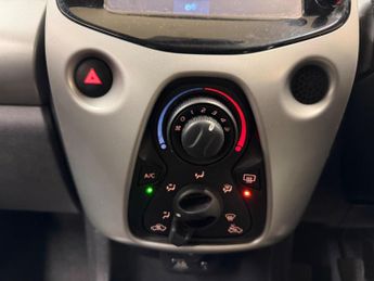 Citroen C1 1.0 VTi Feel Euro 5 5dr (Euro 5)