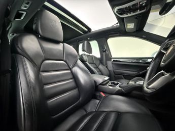 Porsche Cayenne 3.0 TD V6 TiptronicS 4WD Euro 6 (s/s) 5dr