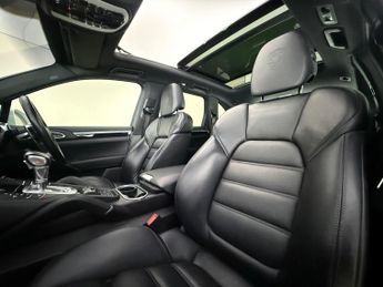 Porsche Cayenne 3.0 TD V6 TiptronicS 4WD Euro 6 (s/s) 5dr