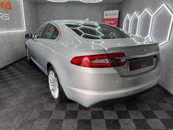 Jaguar XF 2.2d Premium Luxury Auto Euro 5 (s/s) 4dr