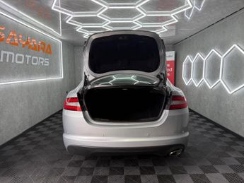 Jaguar XF 2.2d Premium Luxury Auto Euro 5 (s/s) 4dr
