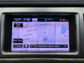 Jaguar XF 2.2d Premium Luxury Auto Euro 5 (s/s) 4dr