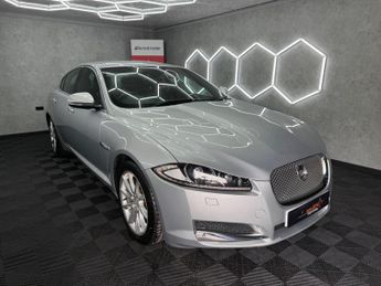 Jaguar XF 2.2d Premium Luxury Auto Euro 5 (s/s) 4dr