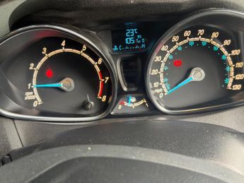 Ford Fiesta 1.0T EcoBoost Titanium Euro 6 (s/s) 5dr