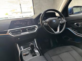 BMW 3 Series 2.0 330e 12kWh SE Pro Auto Euro 6 (s/s) 4dr