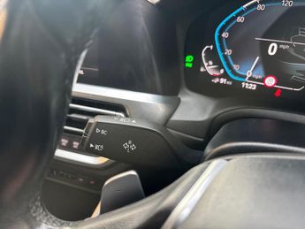BMW 3 Series 2.0 330e 12kWh SE Pro Auto Euro 6 (s/s) 4dr