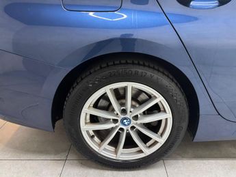 BMW 3 Series 2.0 330e 12kWh SE Pro Auto Euro 6 (s/s) 4dr