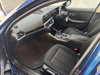 BMW 3 Series 2.0 330e 12kWh SE Pro Auto Euro 6 (s/s) 4dr