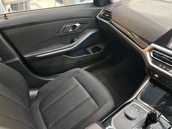 BMW 3 Series 2.0 330e 12kWh SE Pro Auto Euro 6 (s/s) 4dr
