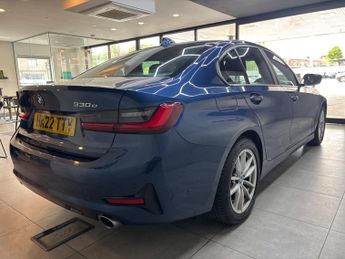 BMW 3 Series 2.0 330e 12kWh SE Pro Auto Euro 6 (s/s) 4dr