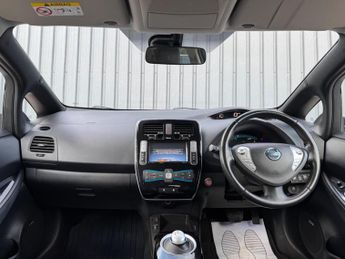 Nissan Leaf 30kWh Tekna Auto 5dr