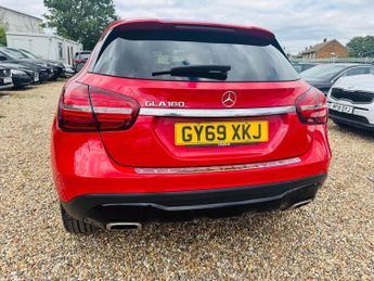 Mercedes-Benz GLA 1.6 GLA180 Urban Edition 7G-DCT Euro 6 (s/s) 5dr