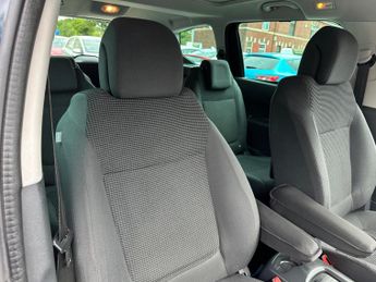 Peugeot 5008 1.6 e-HDi Allure EGC Euro 5 (s/s) 5dr