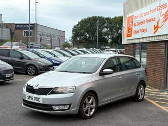 Skoda Rapid 1.6 TDI SE Tech Hatchback 5dr Diesel DSG Euro 5 (90 ps)