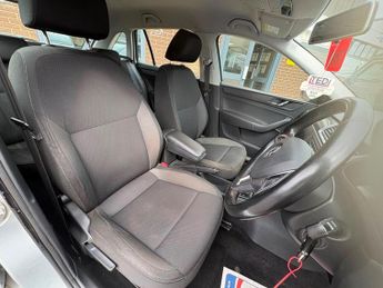 Skoda Rapid Spaceback 1.6 TDI SE Tech Hatchback 5dr Diesel DSG Euro 5 (90 ps)