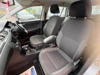 Skoda Rapid Spaceback 1.6 TDI SE Tech Hatchback 5dr Diesel DSG Euro 5 (90 ps)