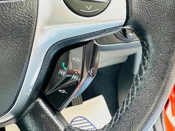 Ford C-Max 2.0 TDCi Titanium MPV 5dr Diesel Powershift Euro 5 (140 ps)