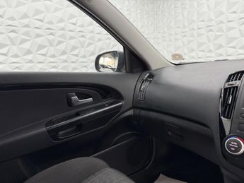 Kia Ceed 1.6 CRDi 3 Auto Euro 5 5dr