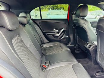 Mercedes-Benz A Class 1.5 A180d Sport 7G-DCT Euro 6 (s/s) 5dr