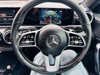 Mercedes-Benz A Class 1.5 A180d Sport 7G-DCT Euro 6 (s/s) 5dr