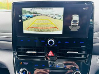 Hyundai IONIQ 38.3kWh Premium Auto 5dr