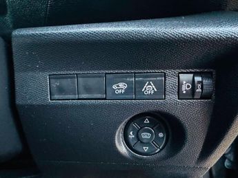 Citroen C4 1.2 PureTech Shine Plus EAT8 Euro 6 (s/s) 5dr