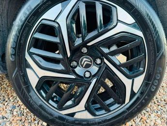Citroen C4 1.2 PureTech Shine Plus EAT8 Euro 6 (s/s) 5dr
