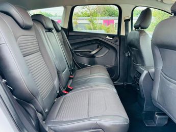 Ford Kuga 2.0 TDCi Titanium Powershift AWD Euro 6 (s/s) 5dr