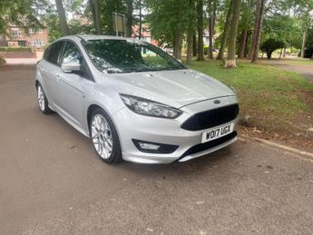 Ford Focus 1.0T EcoBoost ST-Line Euro 6 (s/s) 5dr
