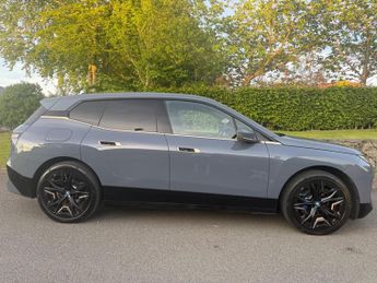 BMW iX M60 111.5kWh Auto xDrive 5dr