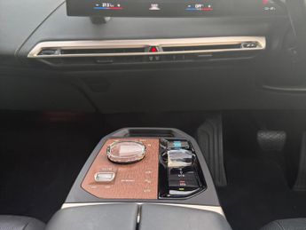 BMW iX M60 111.5kWh Auto xDrive 5dr