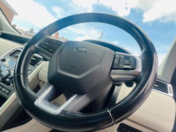 Land Rover Discovery Sport 2.0 TD4 SE Tech Auto 4WD Euro 6 (s/s) 5dr