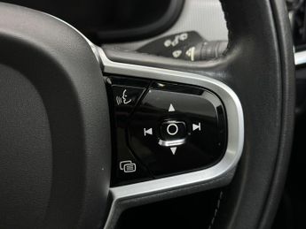 Volvo V90 2.0 B4 MHEV Momentum Auto Euro 6 (s/s) 5dr