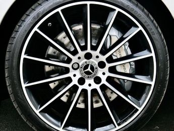 Mercedes-Benz E Class 2.9 E400d AMG Line (Premium Plus) G-Tronic+ 4MATIC Euro 6 (s/s) 